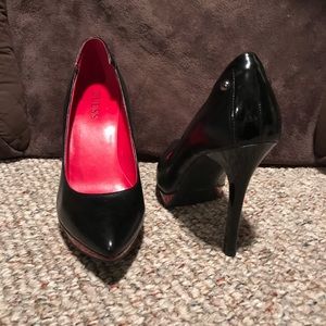 Guess heels ! Gorgeous!!